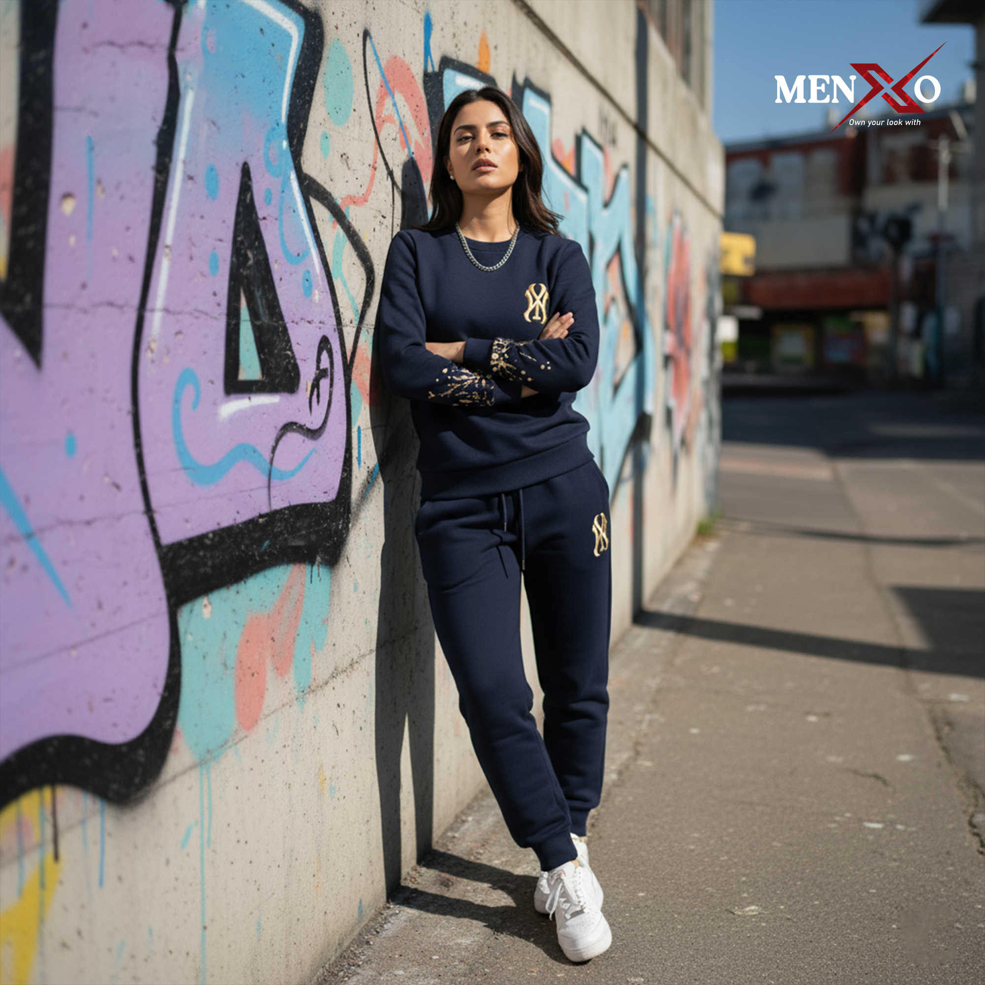 Golden Edge Tracksuit – Black & Gold Luxe Streetwear Set W